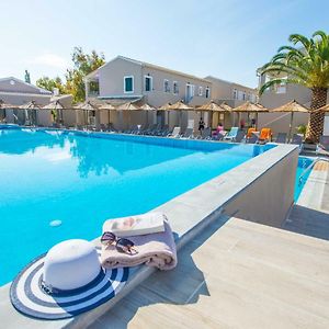 Amour Holiday Resort (Adults Only)